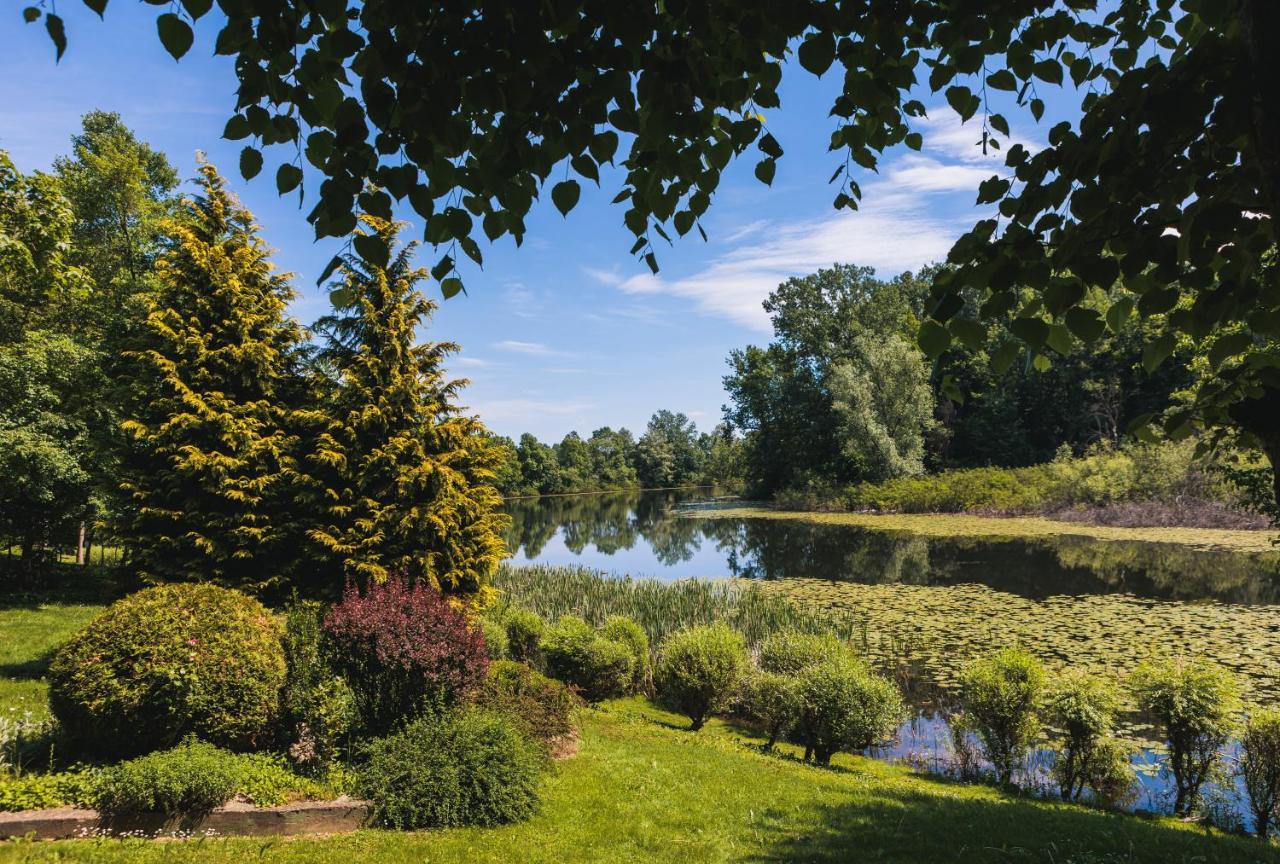 Rajski Vrt - Lake House - Paradise Garden Сисак Екстериор снимка